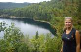 O maravilhoso Lac Solitaire, no Parc National de La Mauricie, na província de Quebec, no Canadá